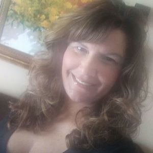 Meet your Posher, Kendra